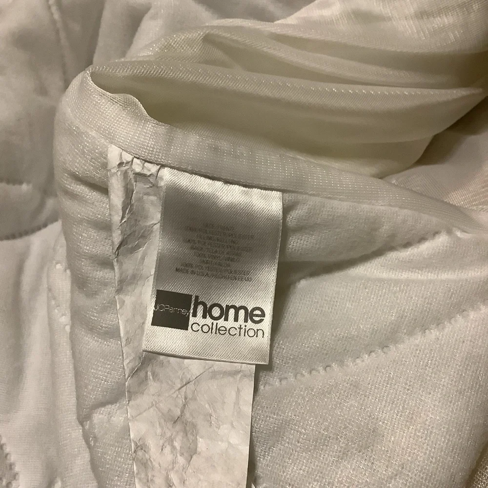 Queens size waterproof mattress pad